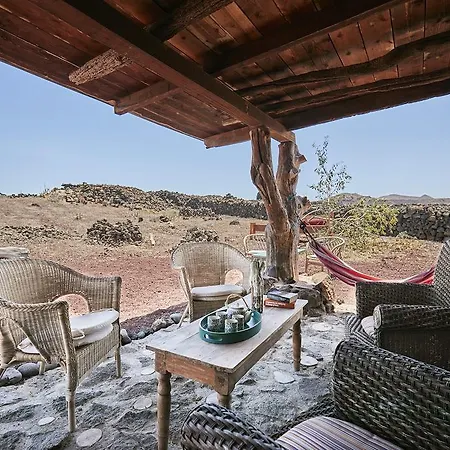 Hubara Retreat Charco del Palo